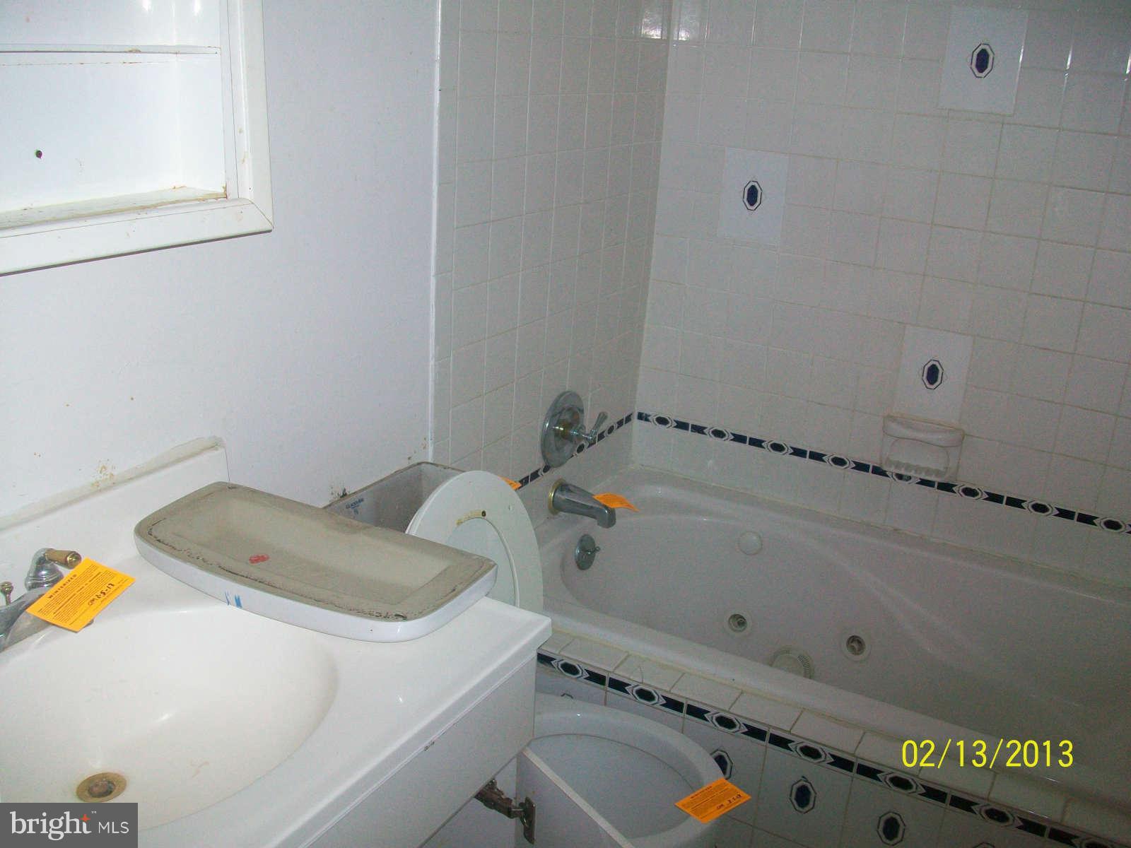 9115 Loughran Road Fort Washington, MD 20744 - Photo 9 of 10 Bath