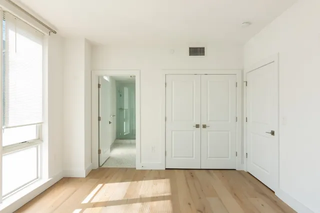 $3,600 | 348 Baldwin Avenue, Unit 209, Jersey City, NJ 07306