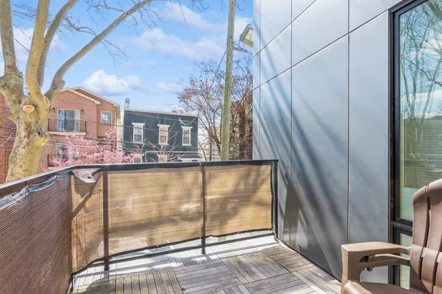 $3,600 | 348 Baldwin Avenue, Unit 209, Jersey City, NJ 07306