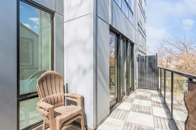 $3,600 | 348 Baldwin Avenue, Unit 209, Jersey City, NJ 07306