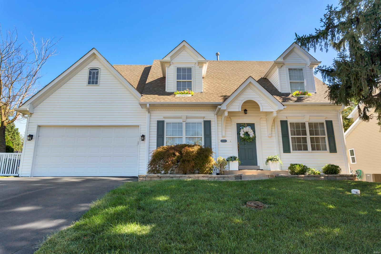1008 Grupp Road St. Louis, MO 63131 - Photo 1 of 42 Gallery Image 1