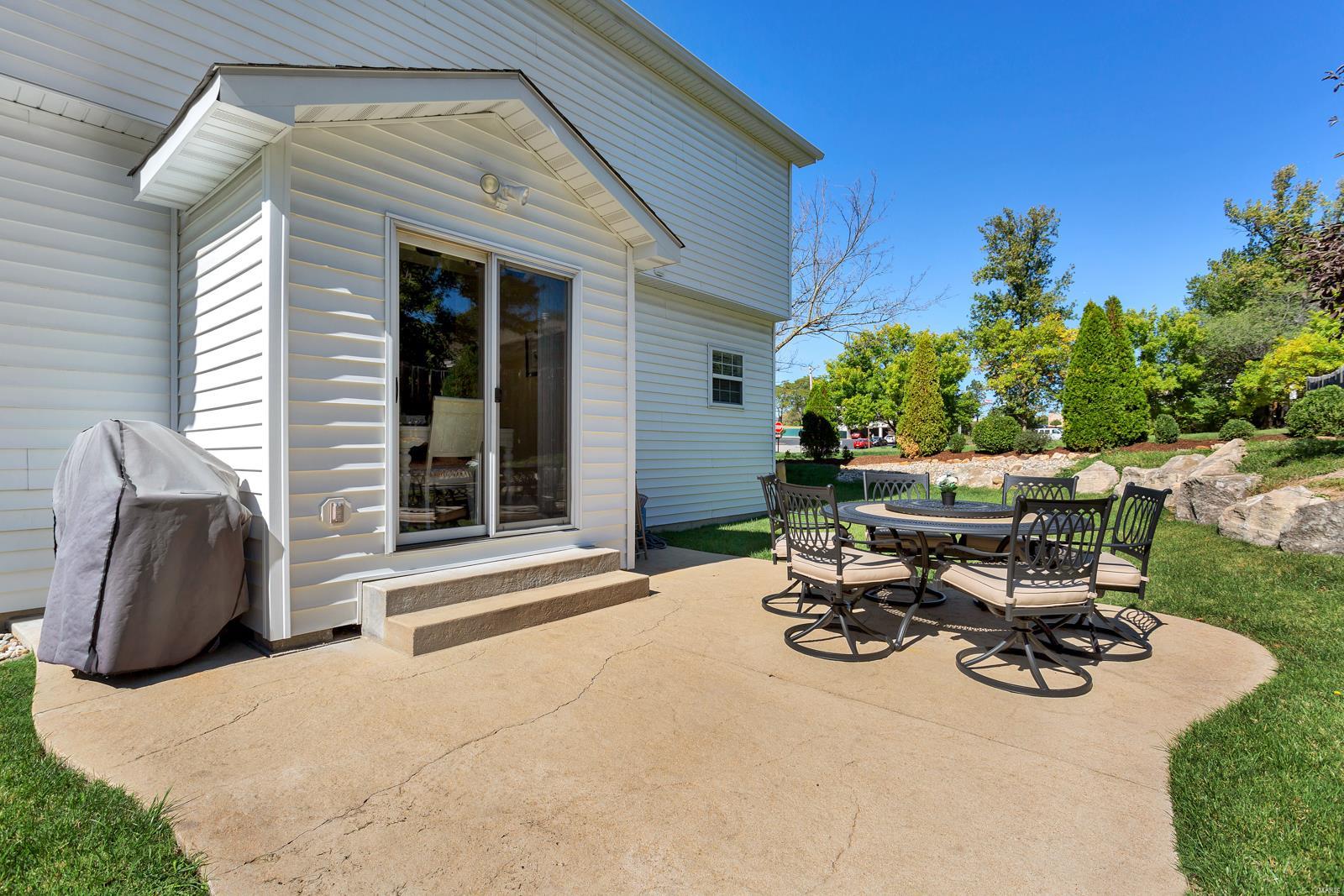 1008 Grupp Road St. Louis, MO 63131 - Photo 36 of 42 Gallery Image 36