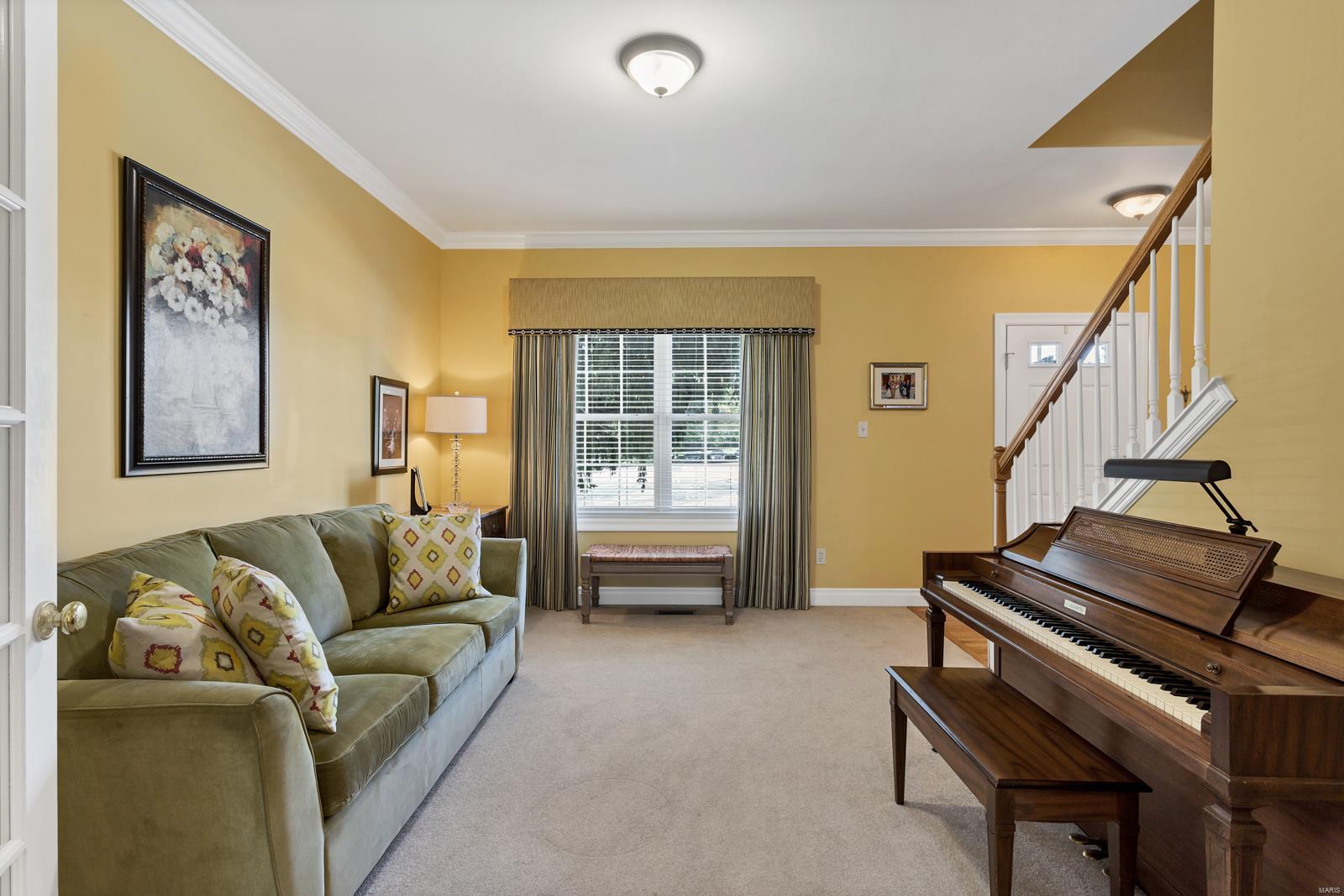 1008 Grupp Road St. Louis, MO 63131 - Photo 9 of 42 Gallery Image 9