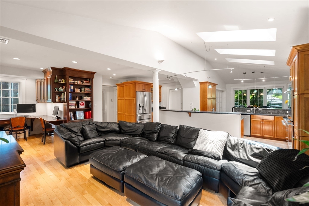 111 Clinton Road Brookline, MA 02445 - Photo 19 of 40 Gallery Image 19