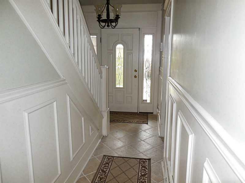1301 Pine Hollow Road McKees Rocks, PA 15136 - Photo 2 of 24 Entry/Foyer. Beautiful entry with tile flooring.