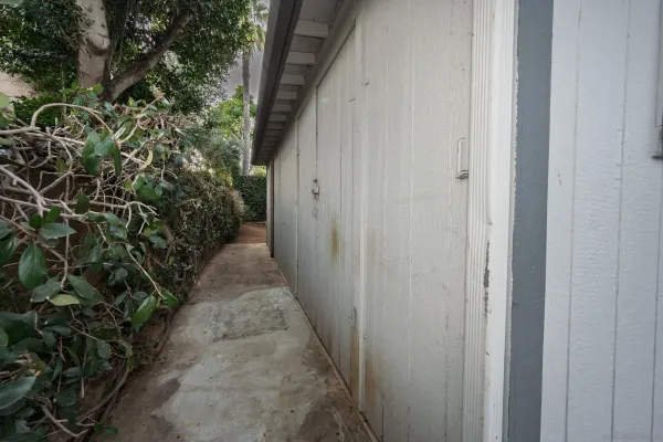 $1,224,000 | 444 Avalon Drive, Vista, CA 92084