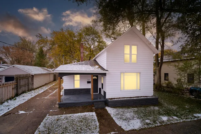 $240,000 | 1211 23rd Street, Manistee, MI 49660