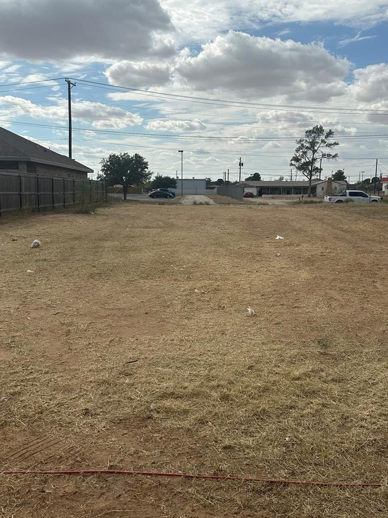 1906 North Main Street Midland, TX 79705 - Photo 1 of 1 Main View