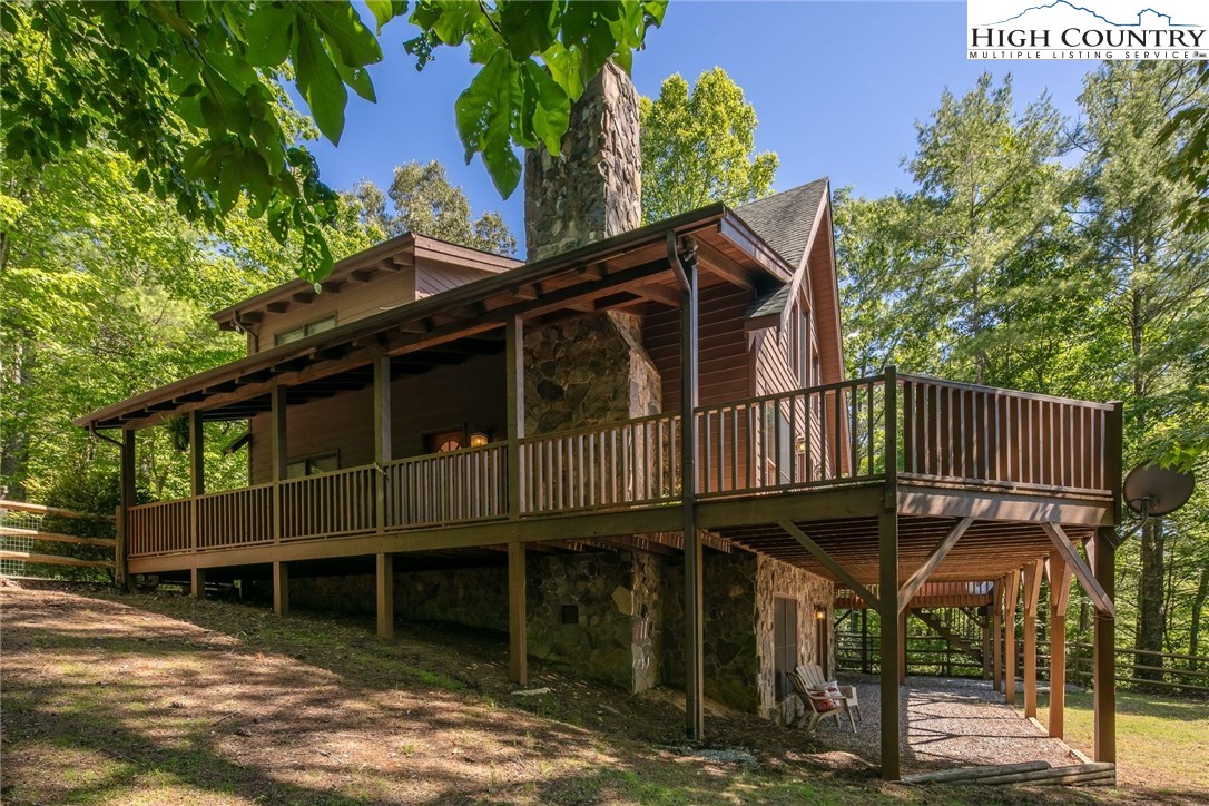 724 Wagon Ridge Road Ferguson, NC 28624 - Photo 3 of 50