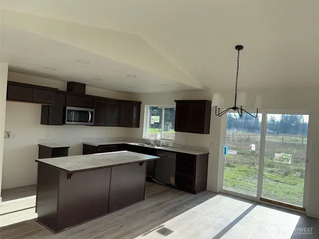 $475,000 | 188 Hawkins Road, Winlock, WA 98596