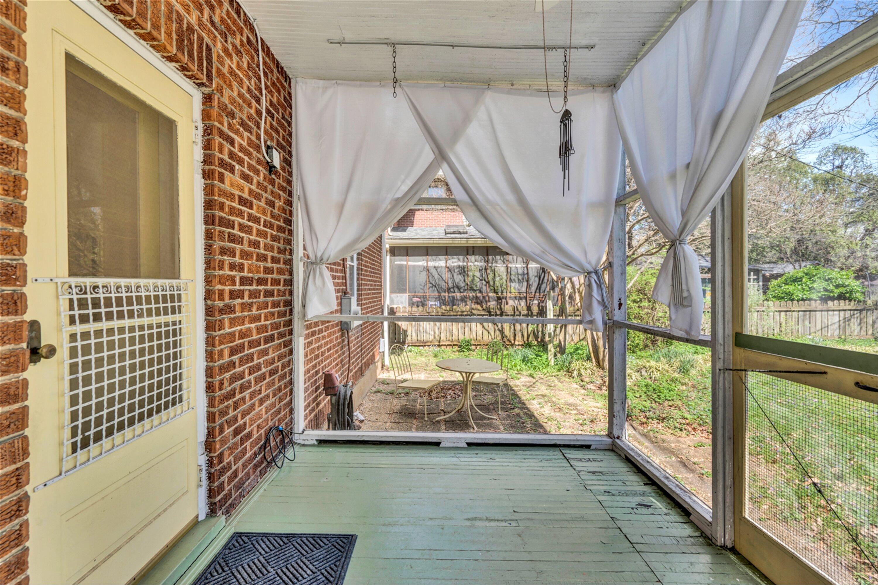 1850 Arlington Road Southwest Roanoke, VA 24015 - Photo 25 of 32 25-DSC2480