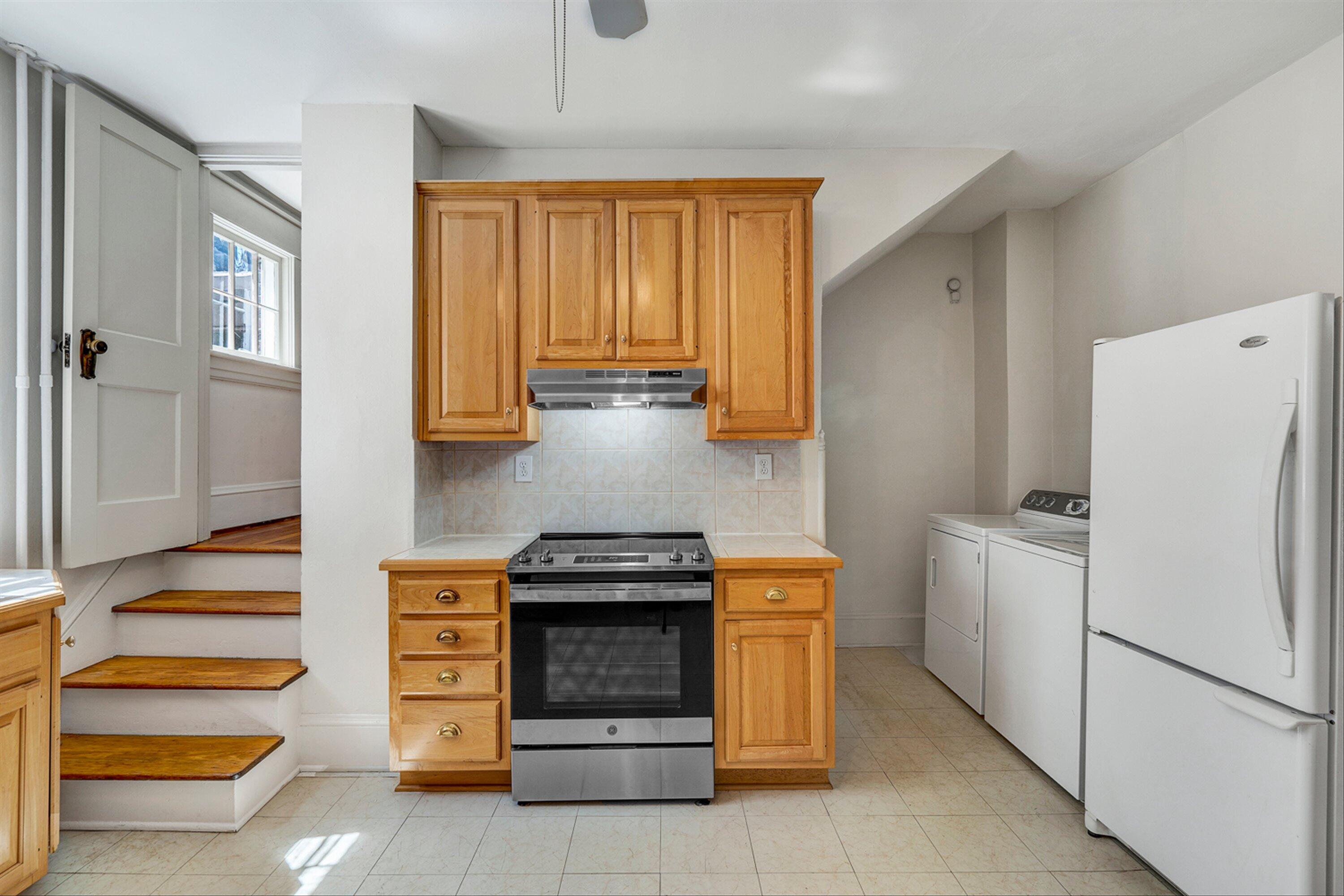 1850 Arlington Road Southwest Roanoke, VA 24015 - Photo 8 of 32 08-DSC2471
