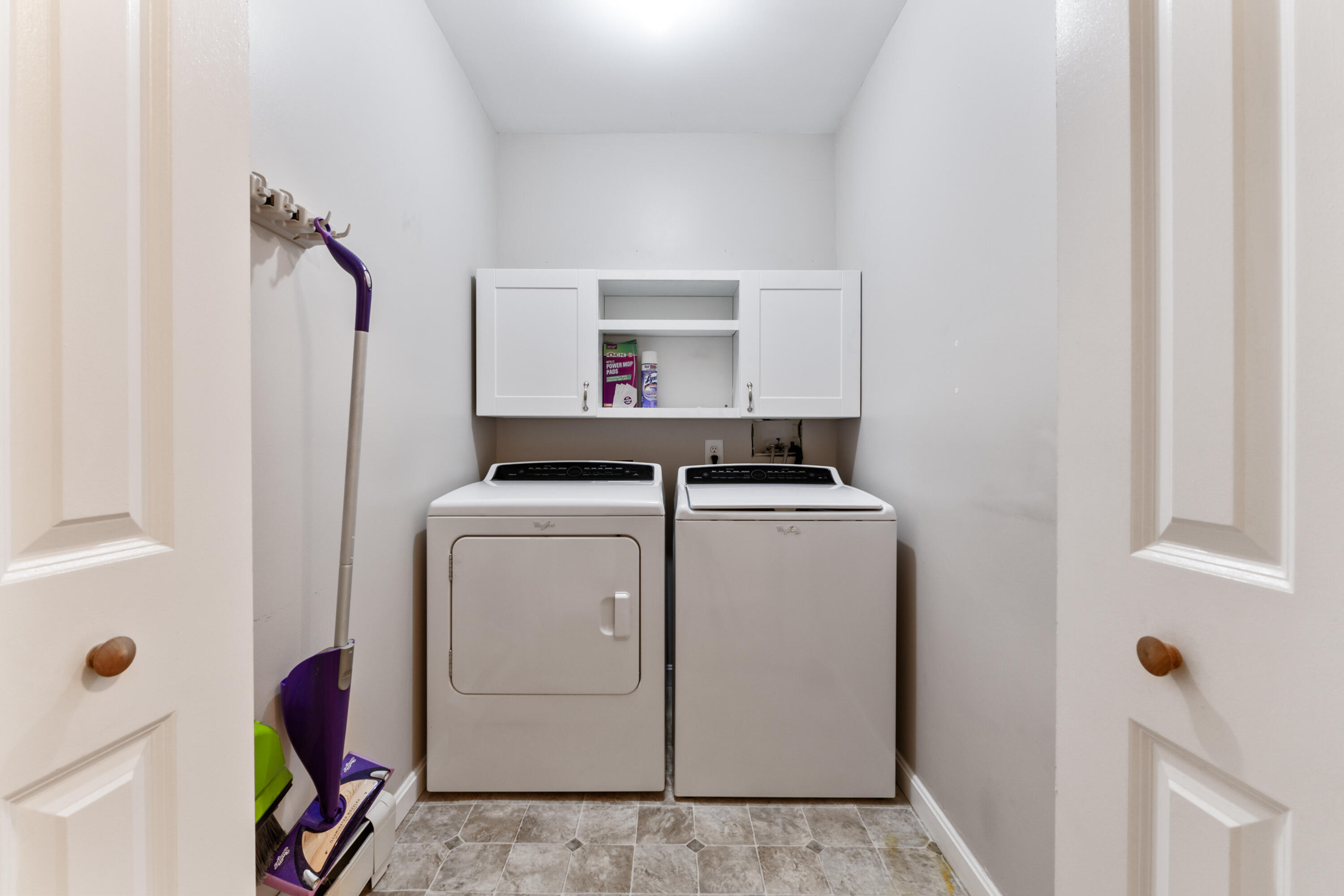 29 Ledges Court, Unit 29 Lewiston, ME 04240 - Photo 15 of 32 29 Ledges Ct_122