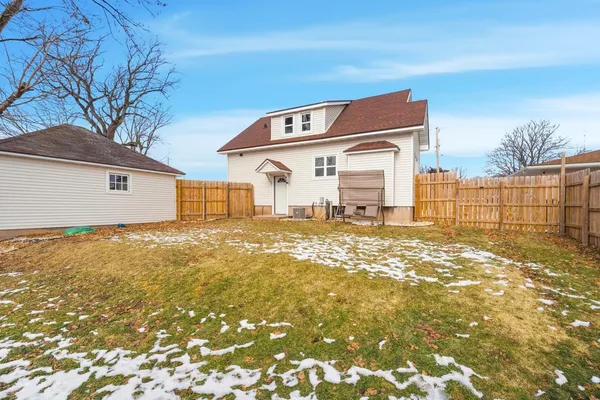 $299,000 | 250 West Caroline Street, Markesan, WI 53946