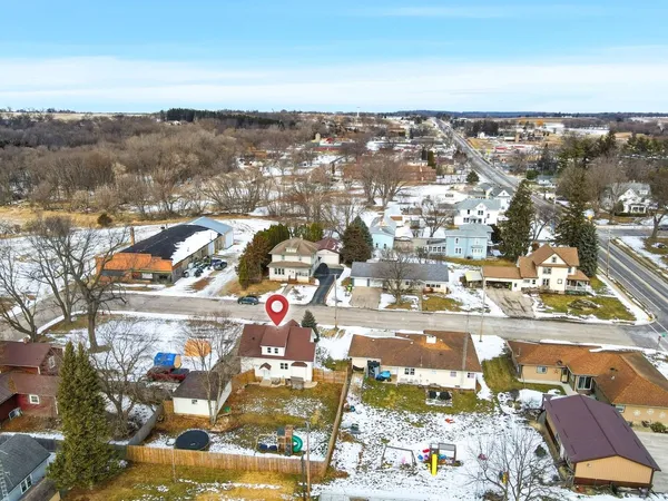 $299,000 | 250 West Caroline Street, Markesan, WI 53946