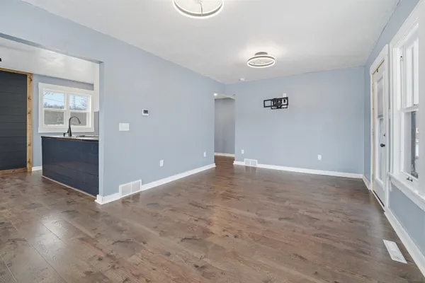 $299,000 | 250 West Caroline Street, Markesan, WI 53946