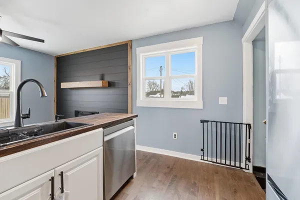 $299,000 | 250 West Caroline Street, Markesan, WI 53946