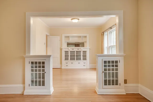 $350,000 | 1910 Franklin Avenue Southeast, Minneapolis, MN 55414