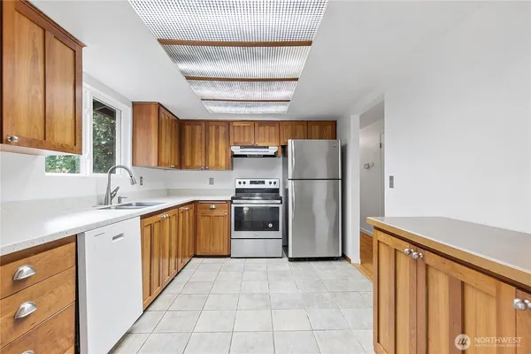 $775,000 | 13433 1st Avenue West, Everett, WA 98208