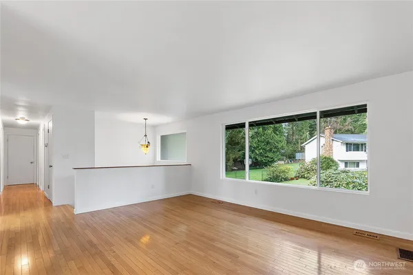 $775,000 | 13433 1st Avenue West, Everett, WA 98208