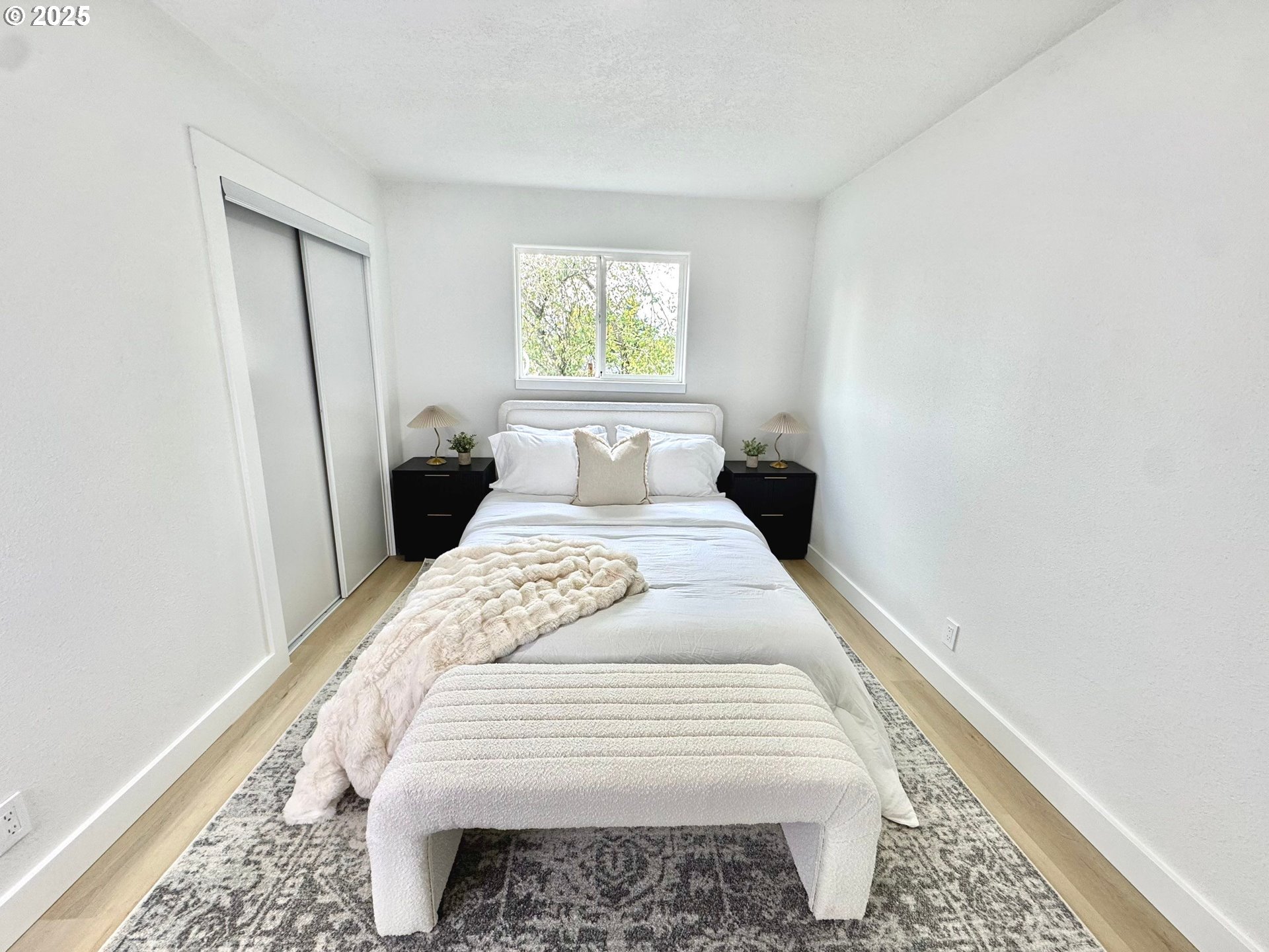 4827 Southeast 86th Avenue Portland, OR 97266 - Photo 13 of 36