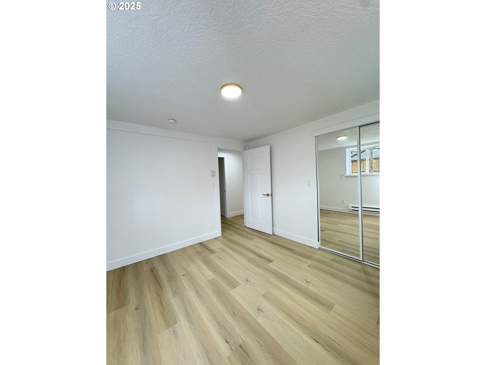 4827 Southeast 86th Avenue Portland, OR 97266 - Photo 26 of 36