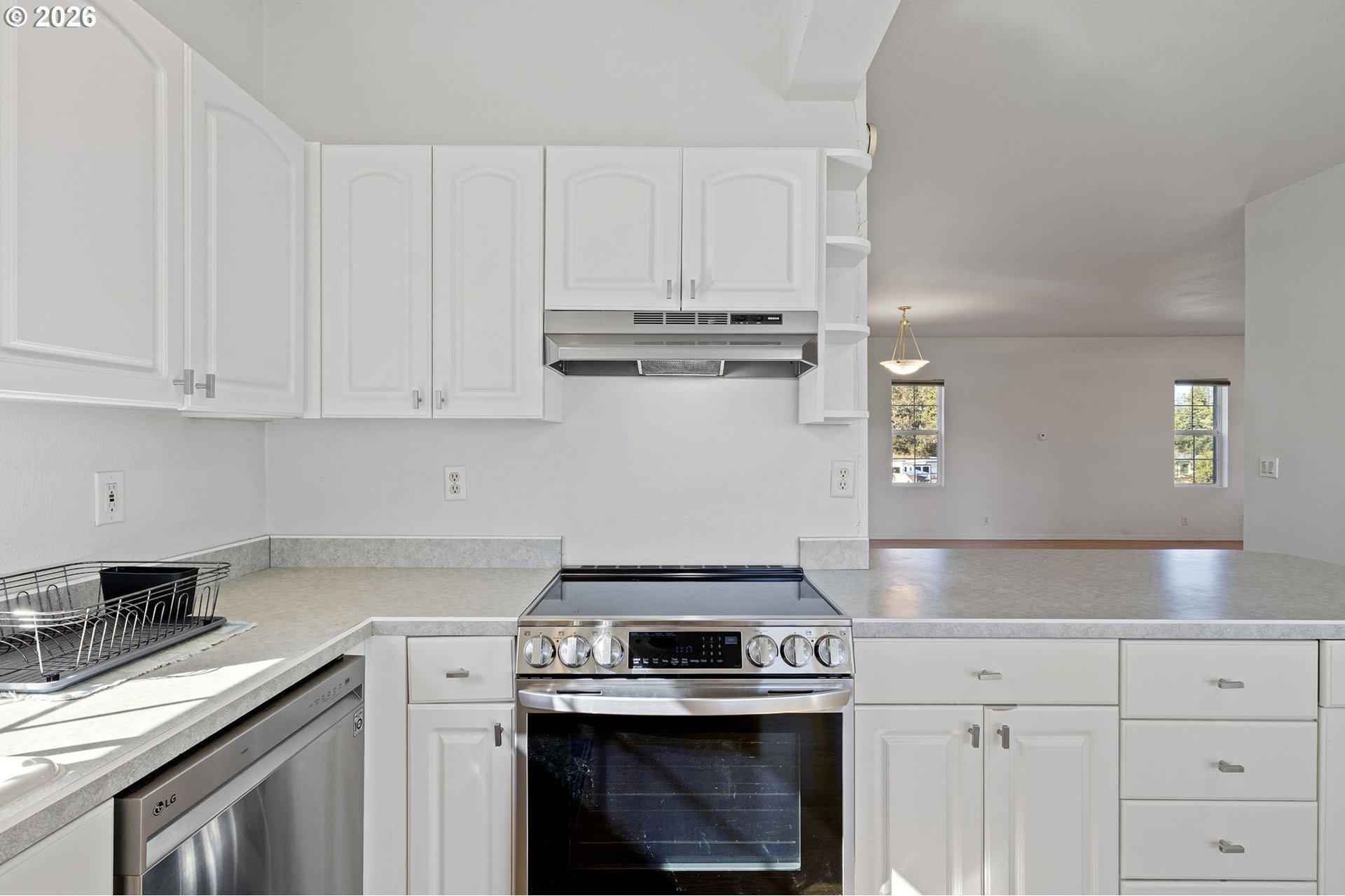 407 Plat M Road Sutherlin, OR 97479 - Photo 12 of 48 Gallery Image 12