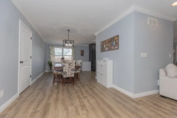 $543,540 | 5555 Lakeside Drive, Newburgh, IN 47630