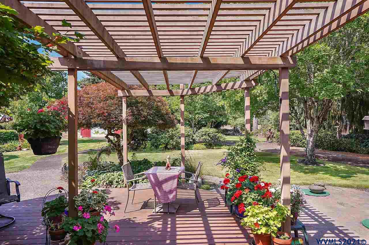175 Oak Villa Road Dallas, OR 97338 - Photo 22 of 33 Gallery Image 22