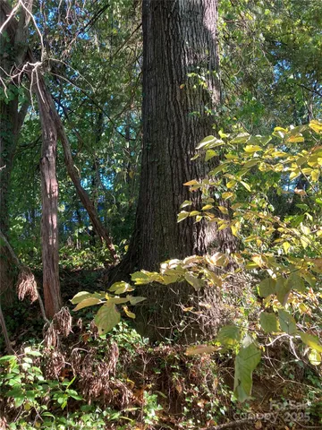 $180,000 | 99999 Millbrook Road, Asheville, NC 28806