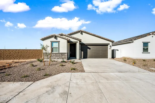 $2,250 | 2436 Fortana Drive, San Tan Valley, AZ 85143