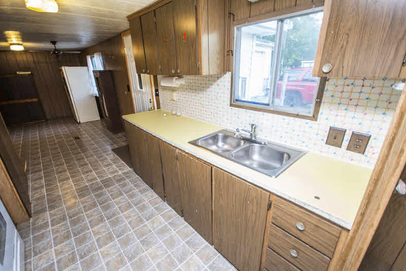 2297 East Brooks Road Midland, MI 48640 - Photo 7 of 20