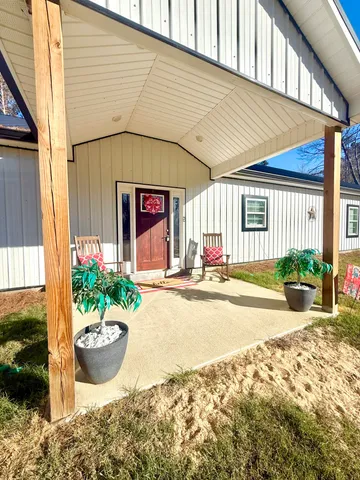 $426,730 | 169 East Sheppard Street, Stapleton, GA 30823