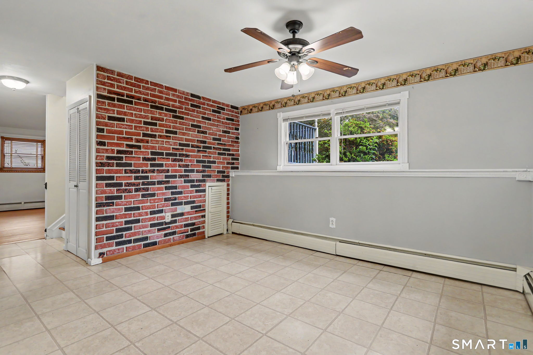 79 Green Meadow Road Milford, CT 06461 - Photo 11 of 35