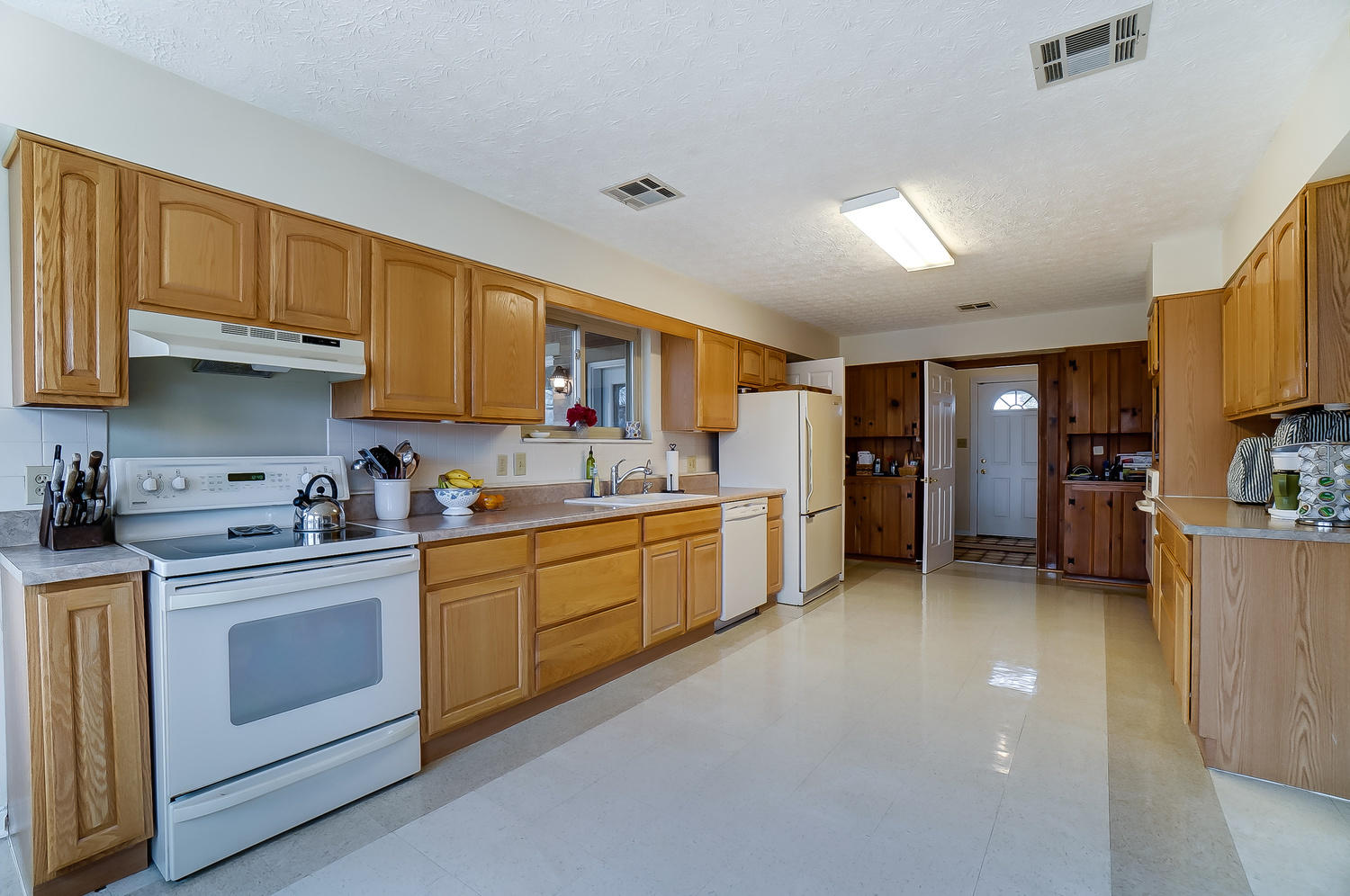 7446 Springfield Jamestown Road Springfield, OH 45502 - Photo 22 of 50