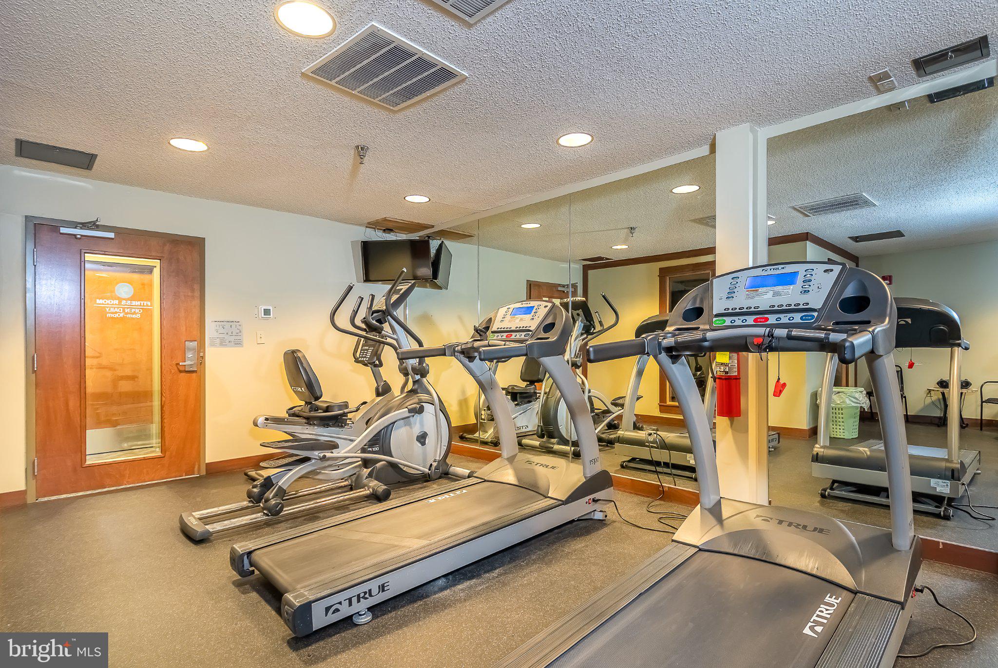 565 Glendale Road, Unit 303B Oakland, MD 21550 - Photo 27 of 34 a view of a room with gym equipment