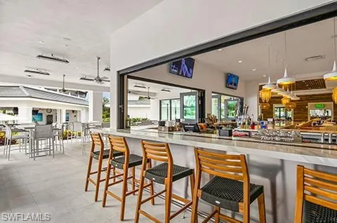 $1,595,000 | 325 Dunes Boulevard, Unit 904, Naples, FL 34110