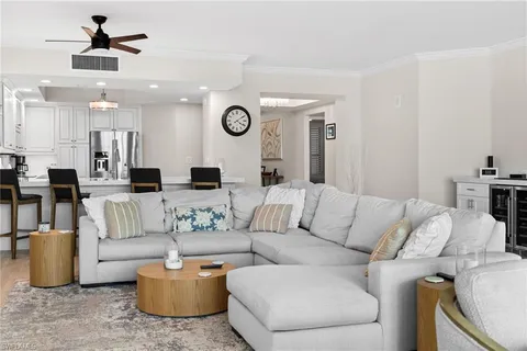 $1,595,000 | 325 Dunes Boulevard, Unit 904, Naples, FL 34110