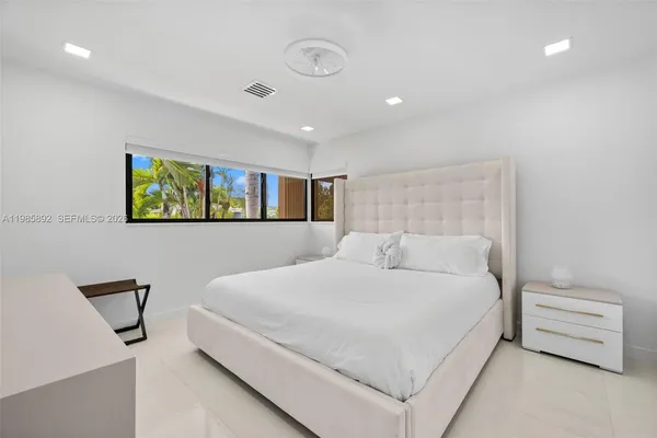 $18,000 | 1117 Adams Street, Hollywood, FL 33019