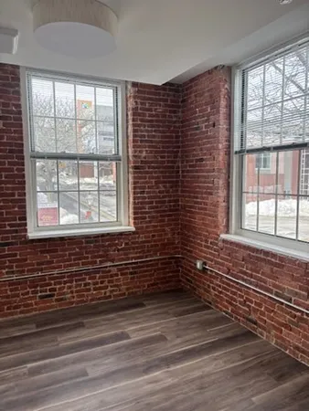 $1,900 | 87 North Water Street, Unit 201, New Bedford, MA 02740