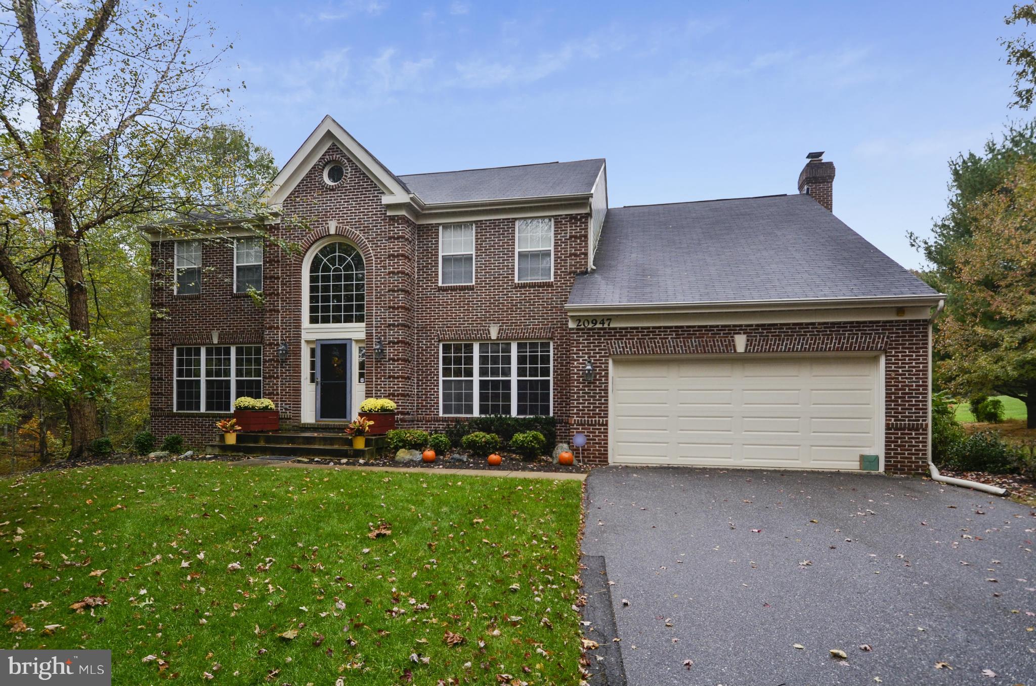 20947 Sunnyacres Road Gaithersburg, MD 20882 - Photo 1 of 30 Exterior (Front)