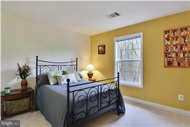 20947 Sunnyacres Road Gaithersburg, MD 20882 - Photo 22 of 30 Bedroom