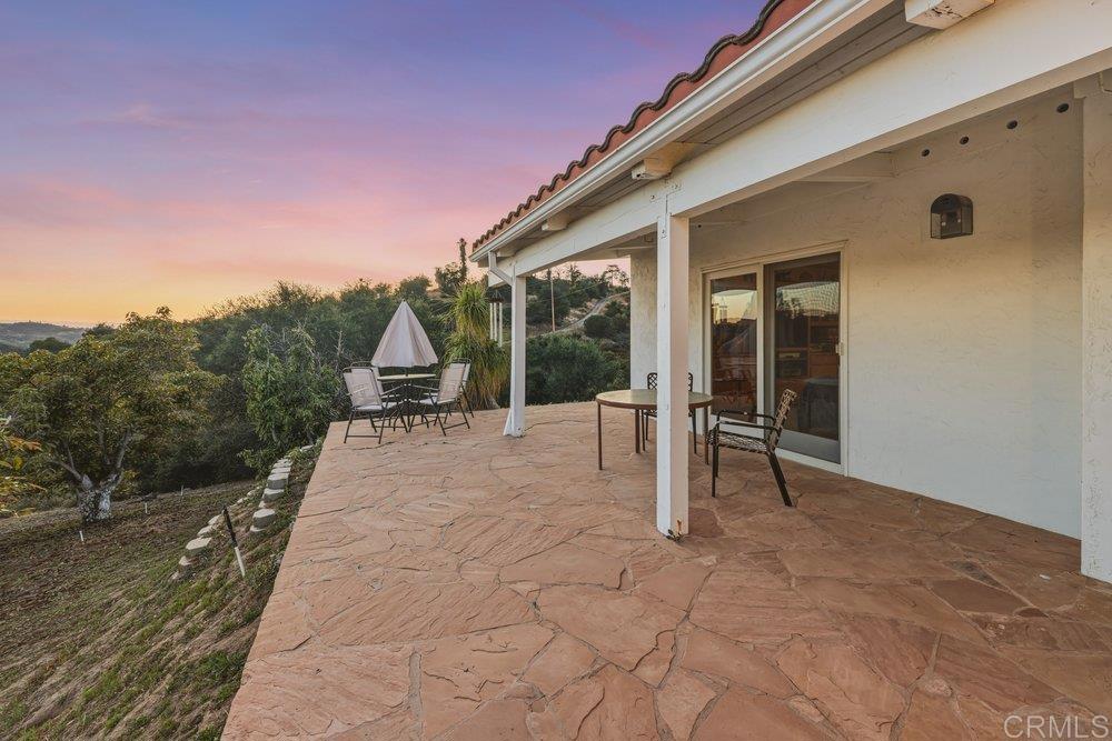 2073 Willow Glen Road Fallbrook, CA 92028 - Photo 25 of 34