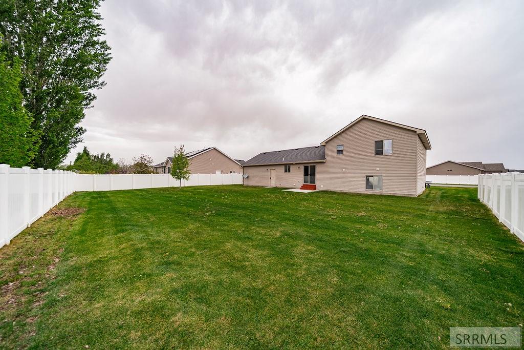 3750 East Ridgeland Drive Idaho Falls, ID 83401 - Photo 44 of 46