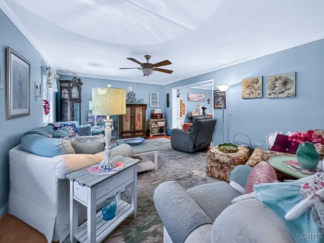 $575,000 | 10 Morgan Lane, New Hartford, NY 13413