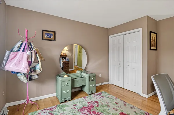 $559,900 | 10 Morgan Lane, New Hartford, NY 13413