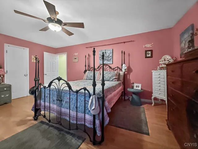 $575,000 | 10 Morgan Lane, New Hartford, NY 13413