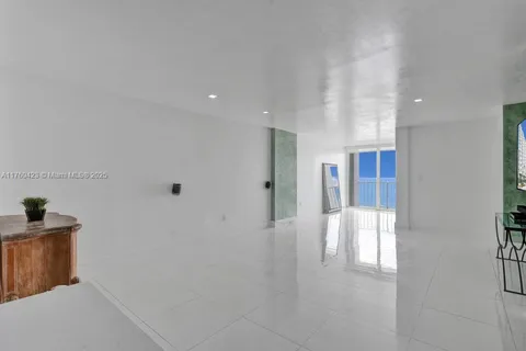 $675,000 | 6450 Collins Avenue, Unit 1204, Miami Beach, FL 33141