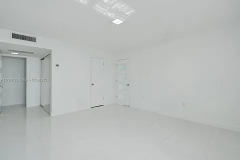 $675,000 | 6450 Collins Avenue, Unit 1204, Miami Beach, FL 33141