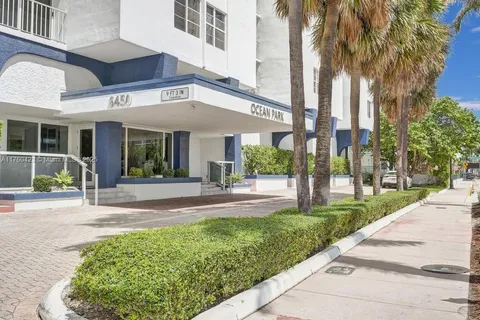 $675,000 | 6450 Collins Avenue, Unit 1204, Miami Beach, FL 33141